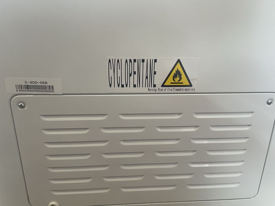 Морозильник новый