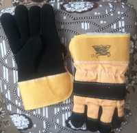 Продам теплые с мехом рукавицы перчатки новые