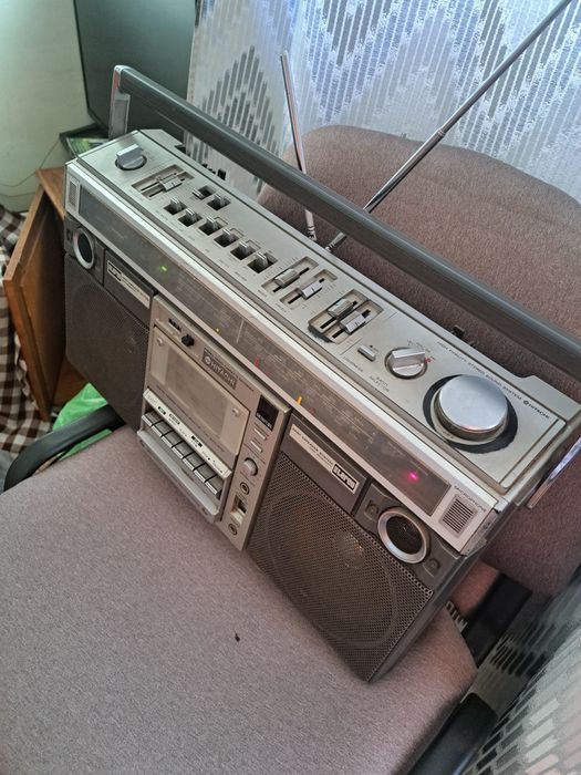 Vând rwdiocasetofon