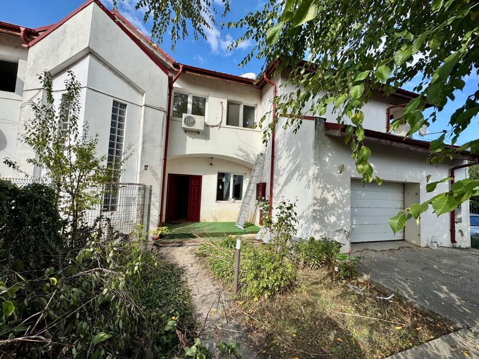 Proprietar Vand Vila S+P+1 338mp utili
