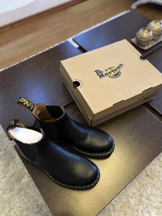 Ghete Dr. Martens Chelsea – Mărimea 44 – Noi, Nepurtate