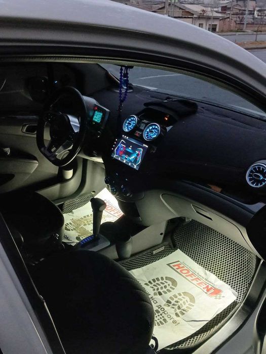 Продам Spark 2015 Автомат коробка