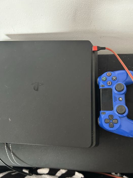 Vand ps4 slim 500 gb