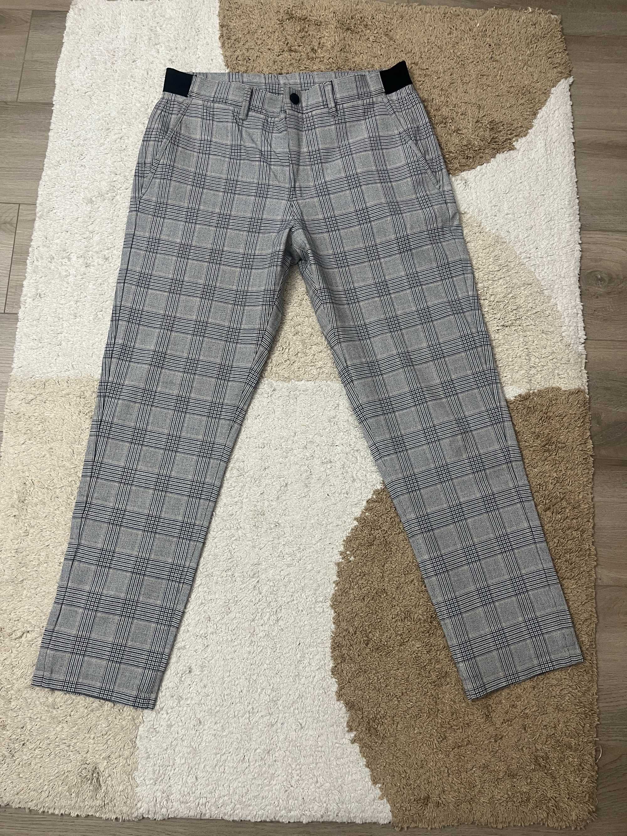 Pantaloni Costum eleganti Zara MEN in carouri Marimea M -EUR31-