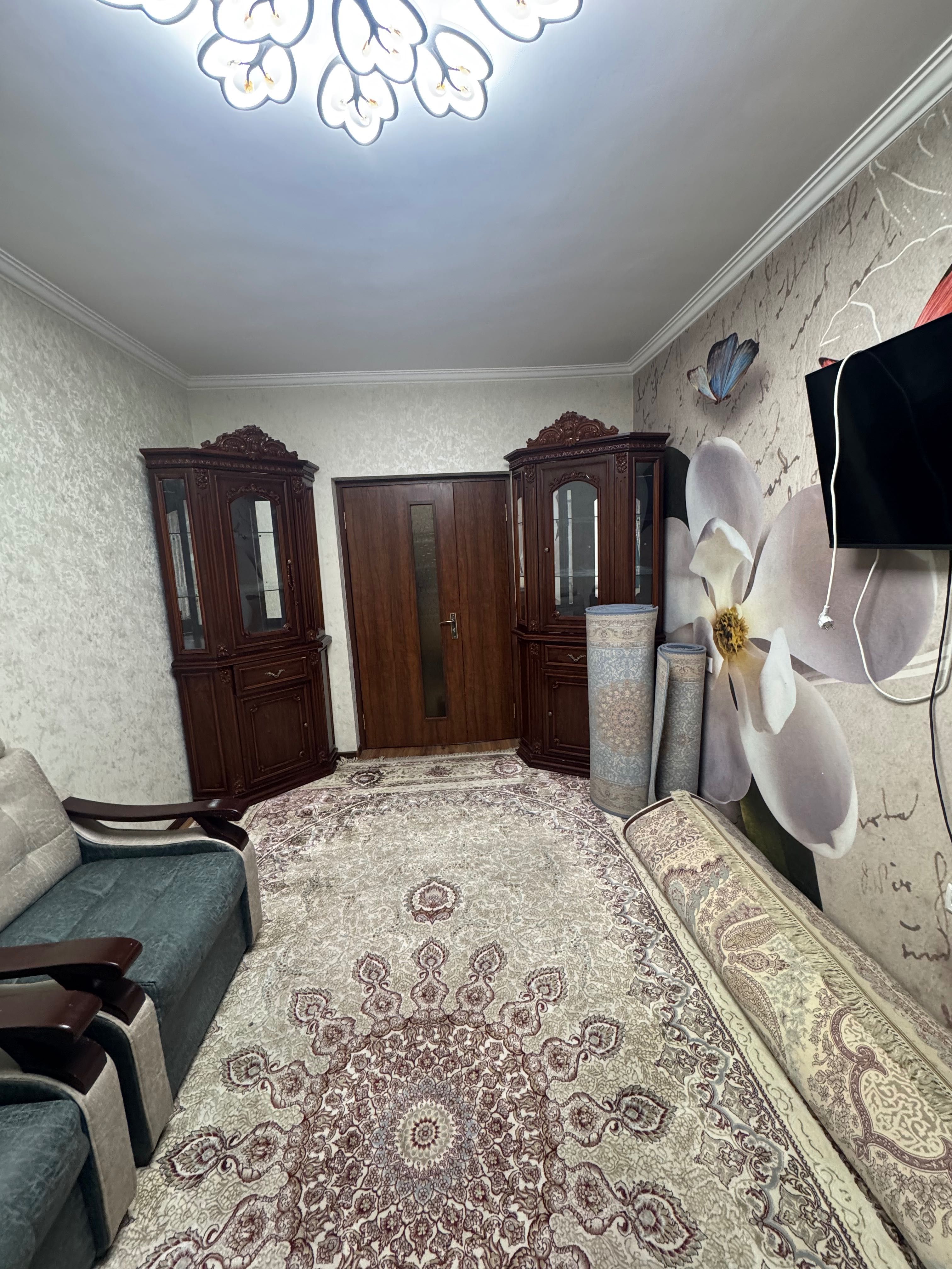 Продается 3х ком кВ. С обстановкой Самарканд Дарвоза Можно под ипотеку