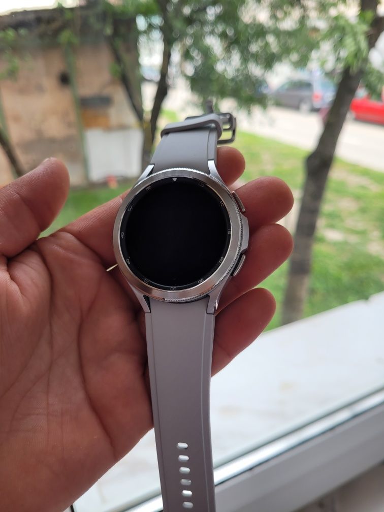 Samsung watch 4 clasic