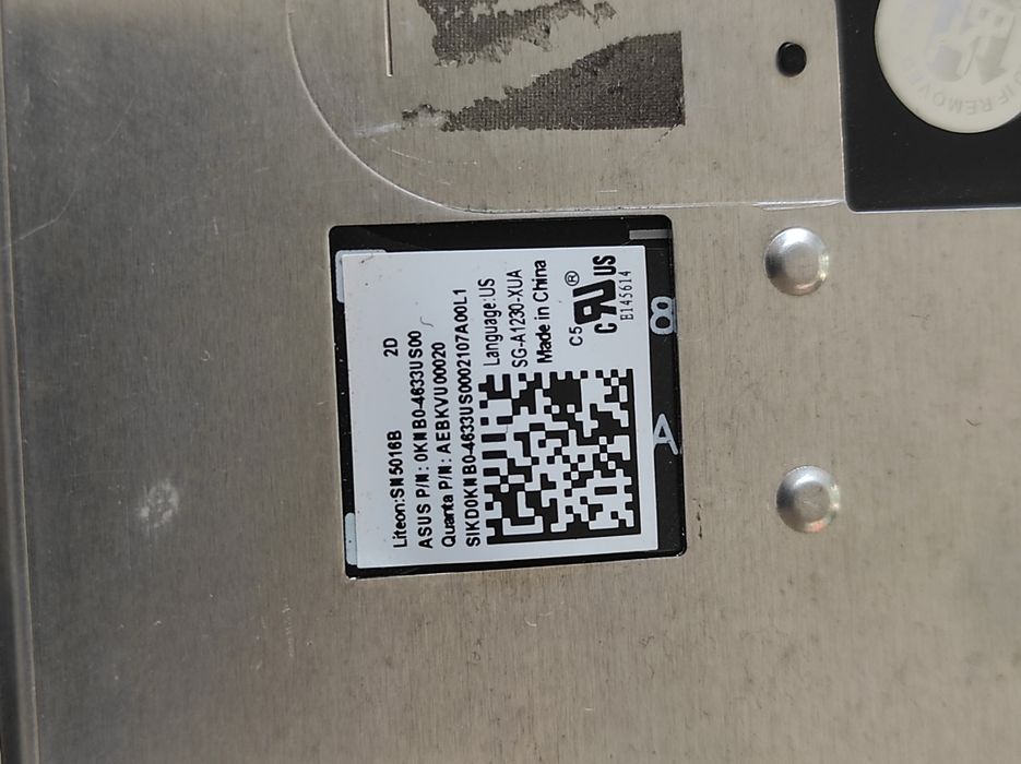 Pamlrest cu tastatura pentru asus zenbook s ux393ea