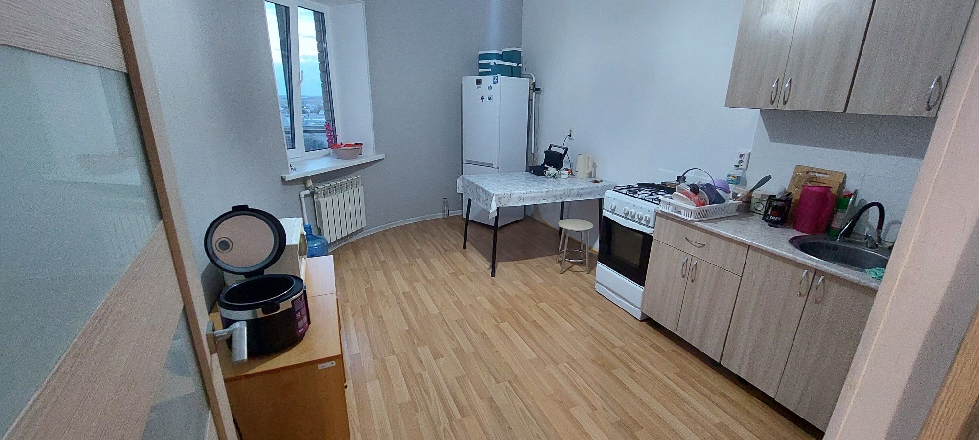 Продается 1 комнатная квартира в 10 микрорайоне