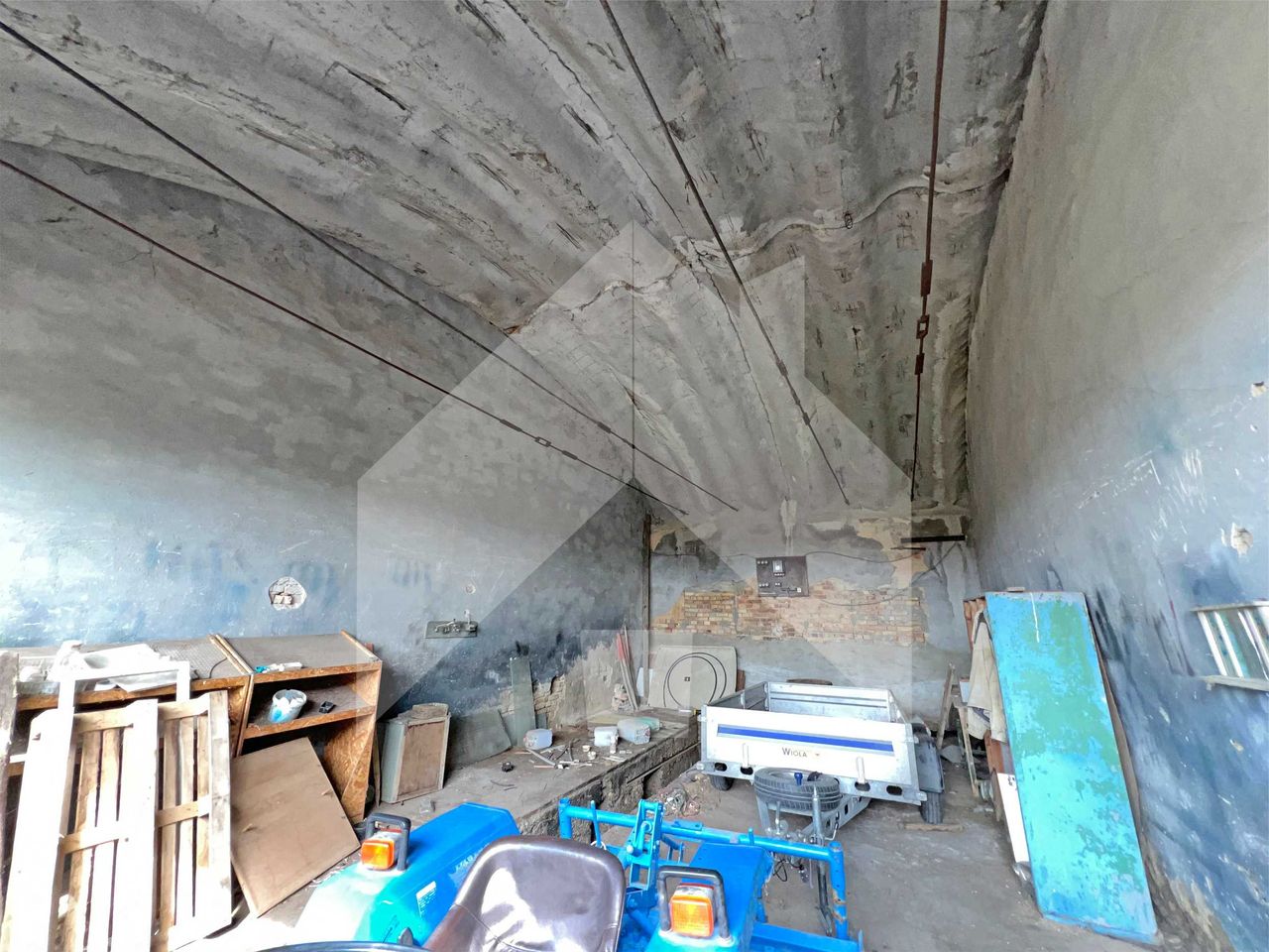 Продава се Промишлена сграда в с. Стоян Михайловски, Област Шумен - 252 кв.м за 91 €/кв.м - Снимка #15