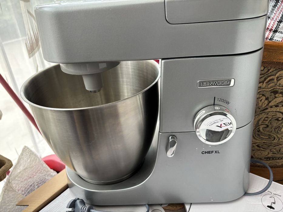 Продам Кухонная машина Кенвуд