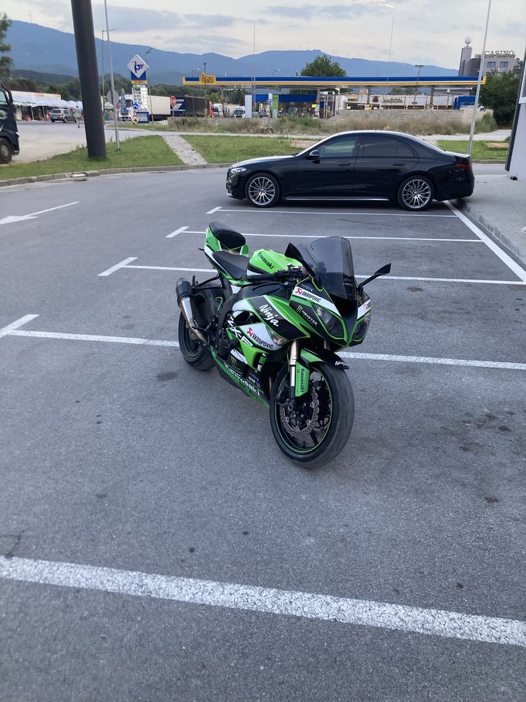 Kawasaki zx6r 2011