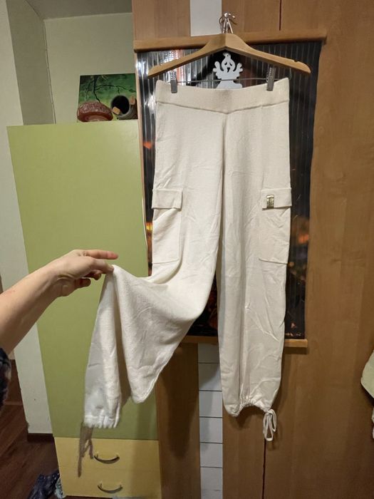 Панталон бял плетиво