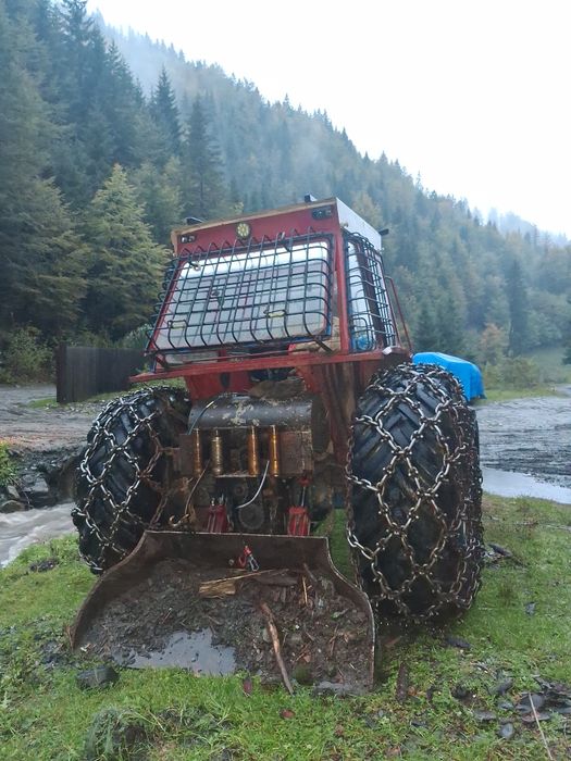 Tractor 1010 echipat forestier Motor iveco 180