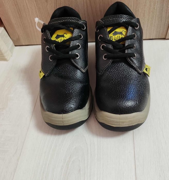 Ghete drumeție Bulloch piele