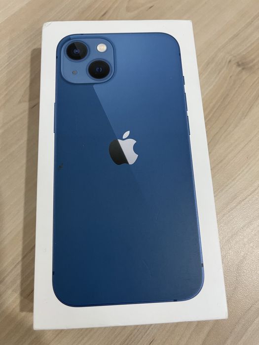 iPhone 13 в отличном состоянии