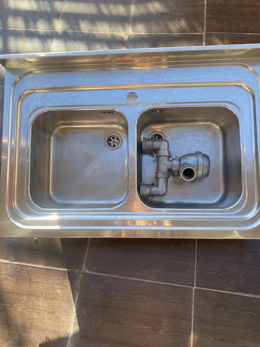 Chiuveta inox cu 2 cuve cu sifon inclus
