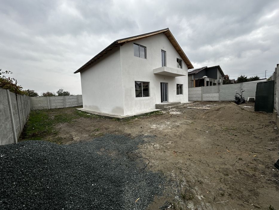 Vilă la cheie in Lumina teren 400mp Zonă Rezidentiala