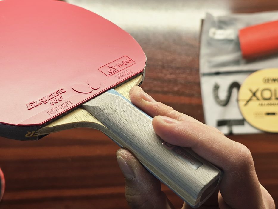 Paleta ideală pentru a învăța tenisdemasă/pingpong Andro/Butterfly