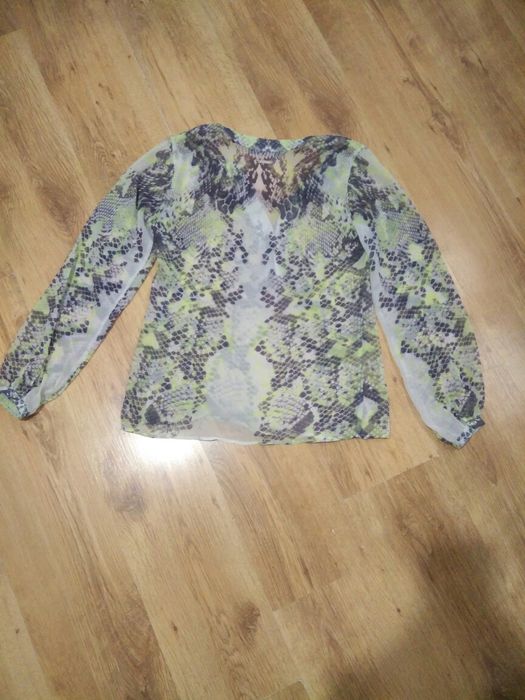 Bluza dama Guess mărimea 40 (M)