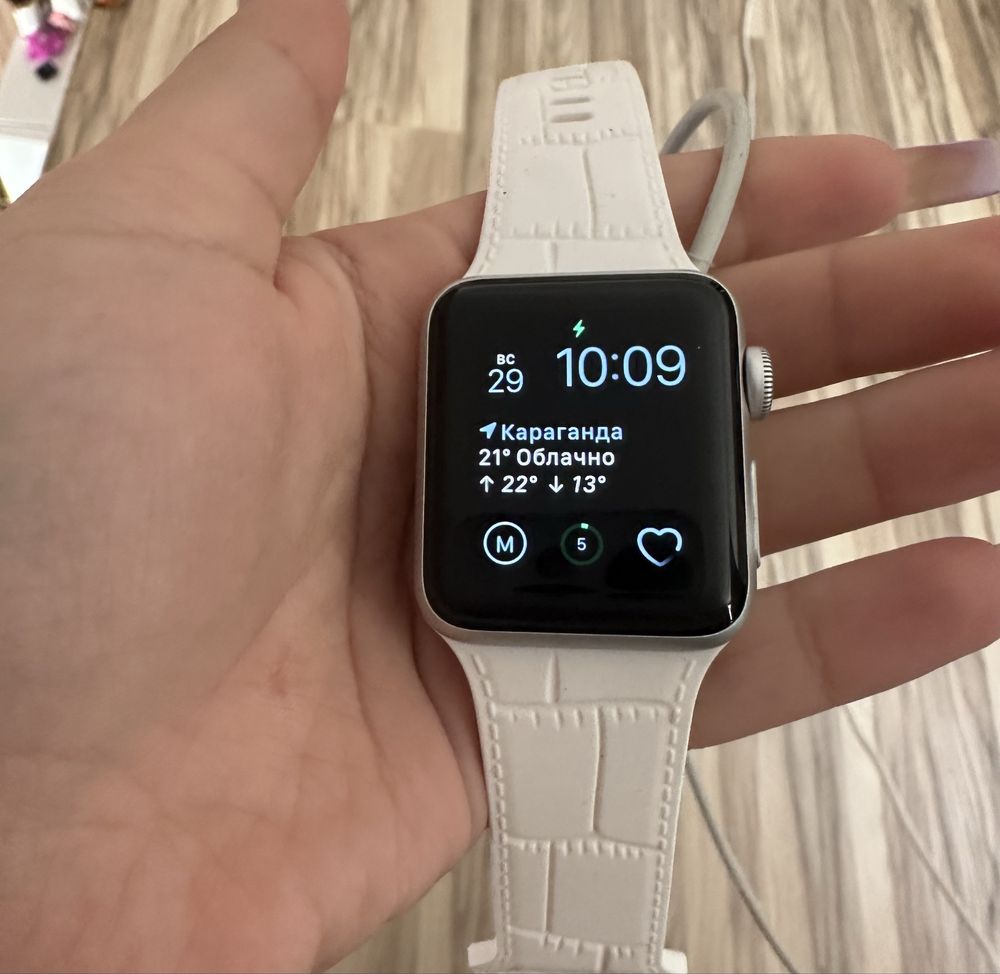 Продам Apple Watch