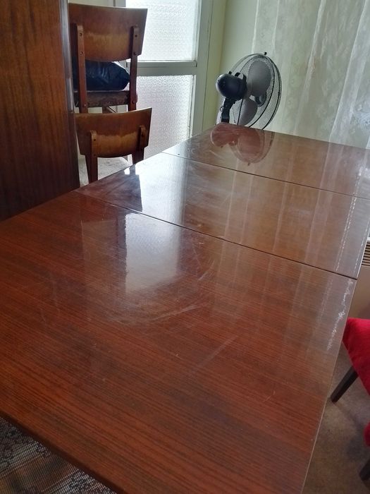 Маса от епохата на тоталитаризма