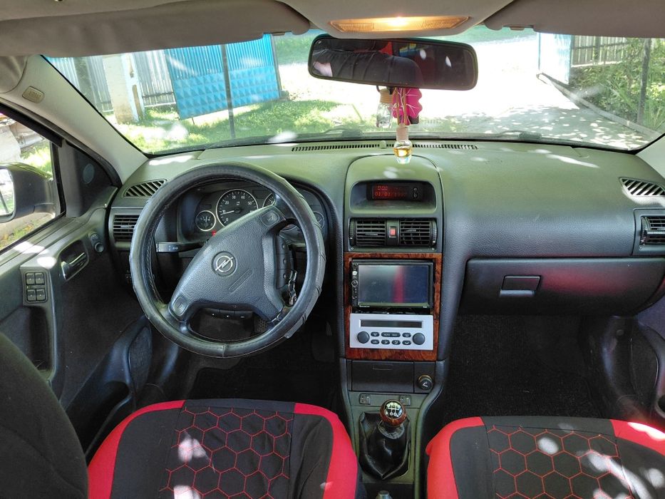 Vând Opel Astra G preț negociabil
