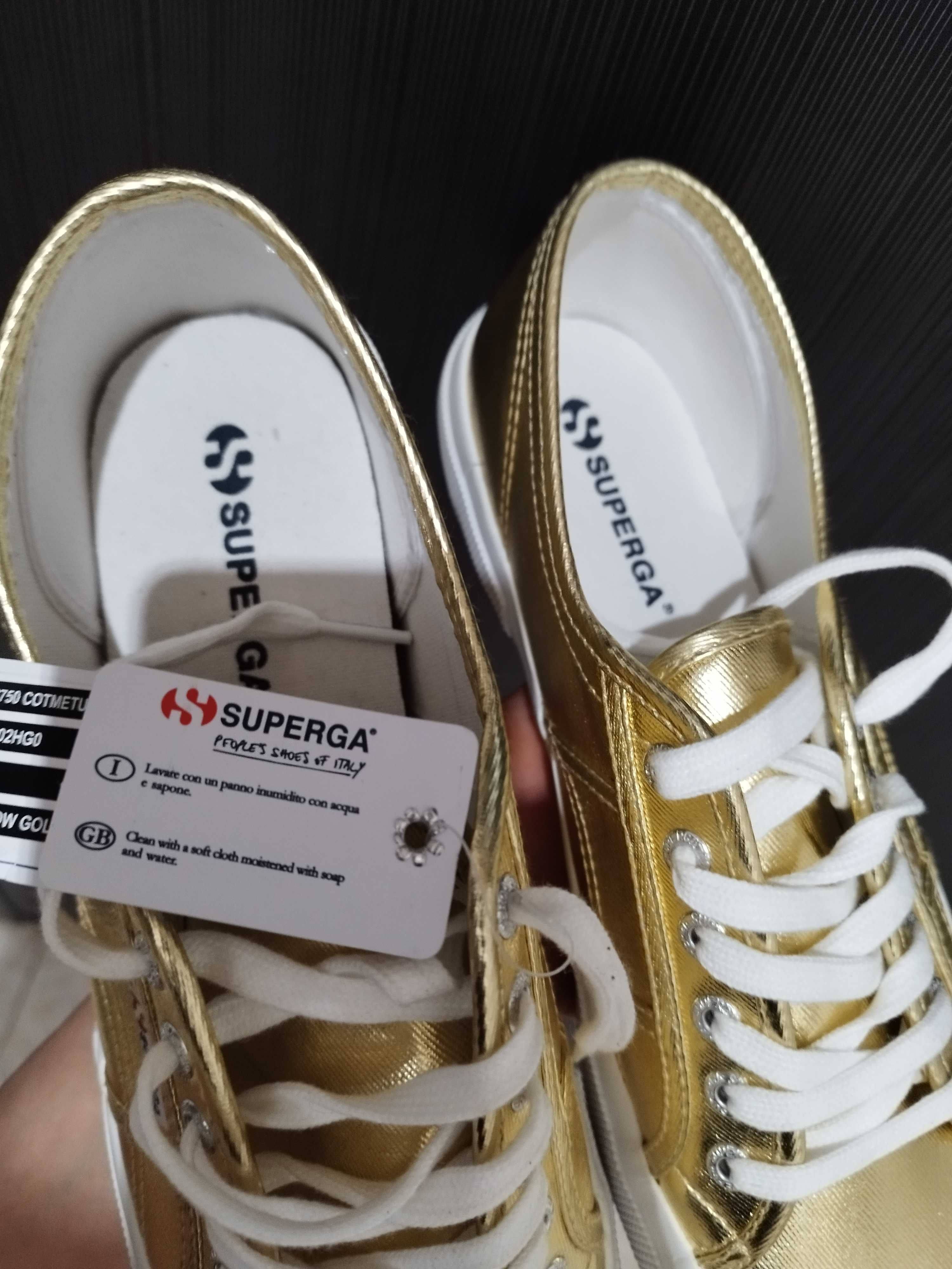 Оригинални мъжки кецове Superga