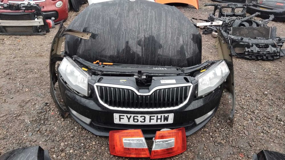 Bara fata Skoda Octavia 3 an 2013