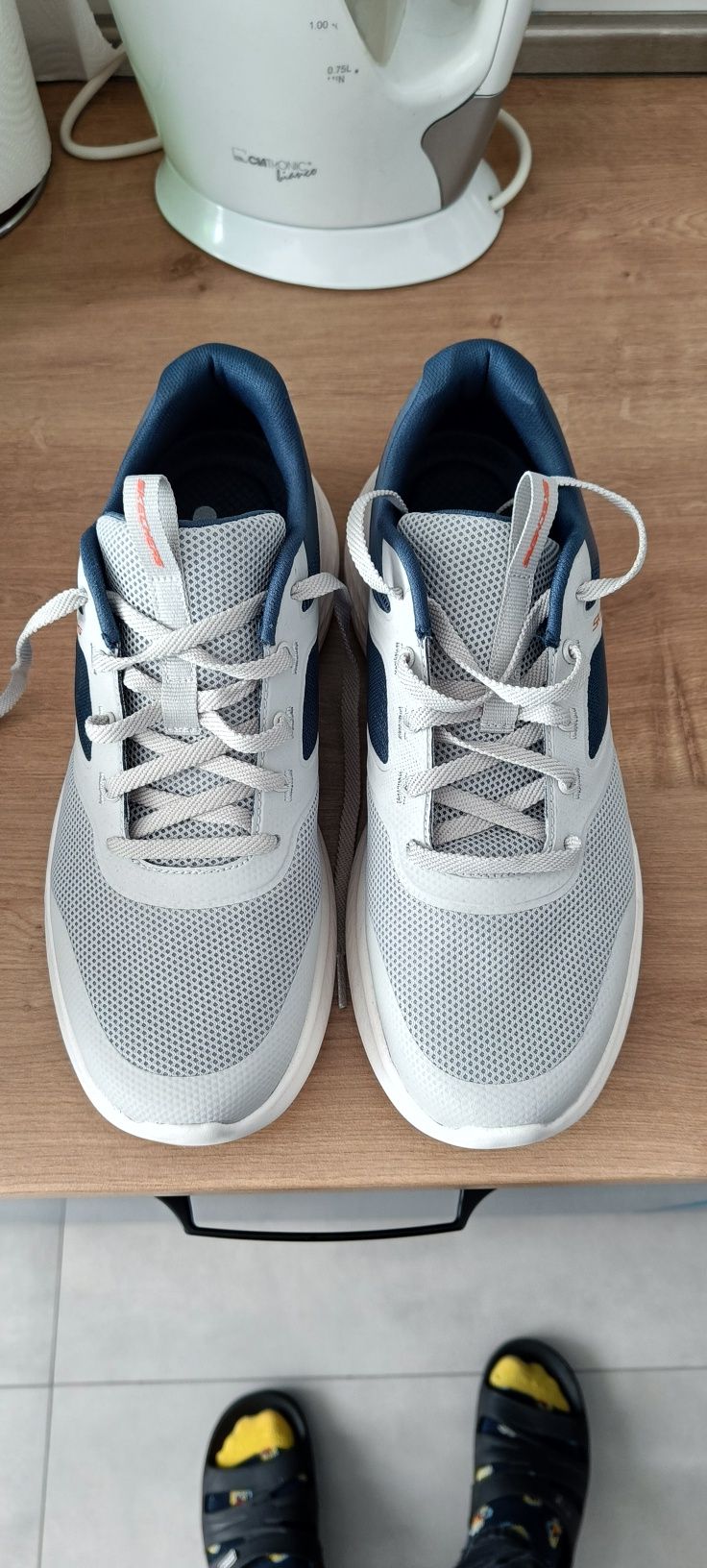 Skechers - Pantofi sport cu insertii sintetice Skech-Lite Pro-New, Gri