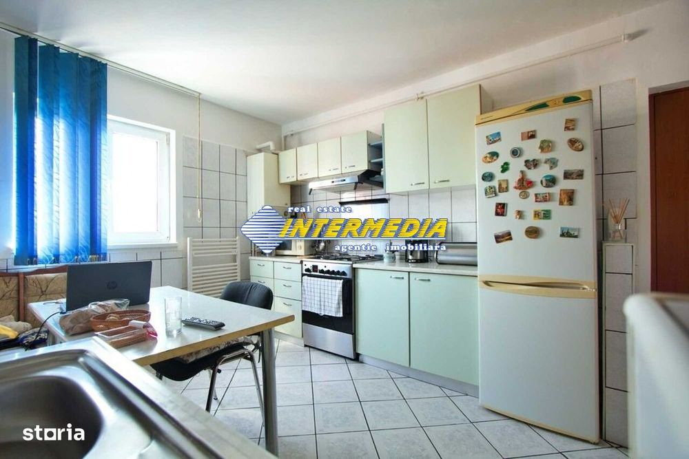 Apartament cu 2 camere de vanzare in Alba Iulia Cetate zona Piata