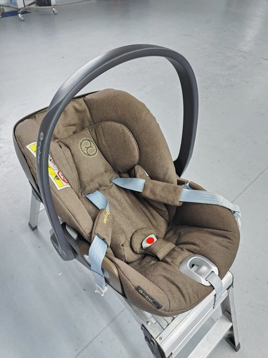 Scoica Cybex Cloud Z cu adaptori si husa vara