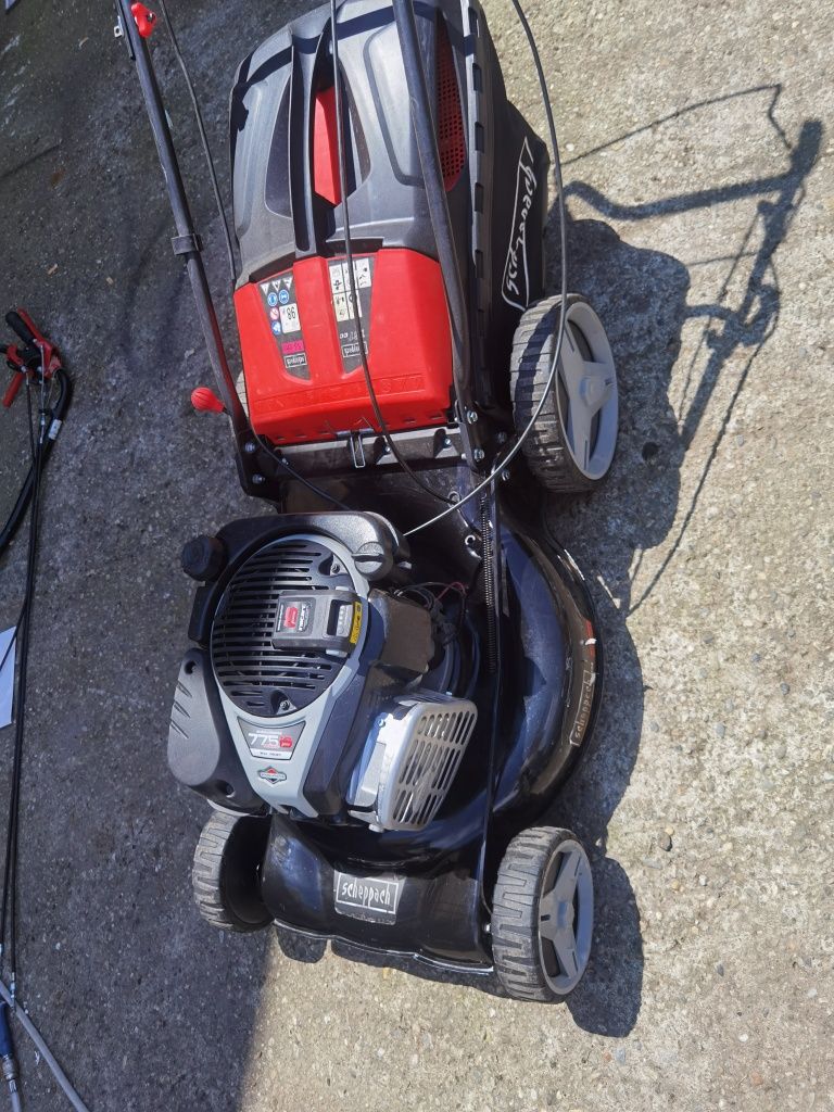 Mașina de tuns gazon briggs&stratton  pornire start stop electric