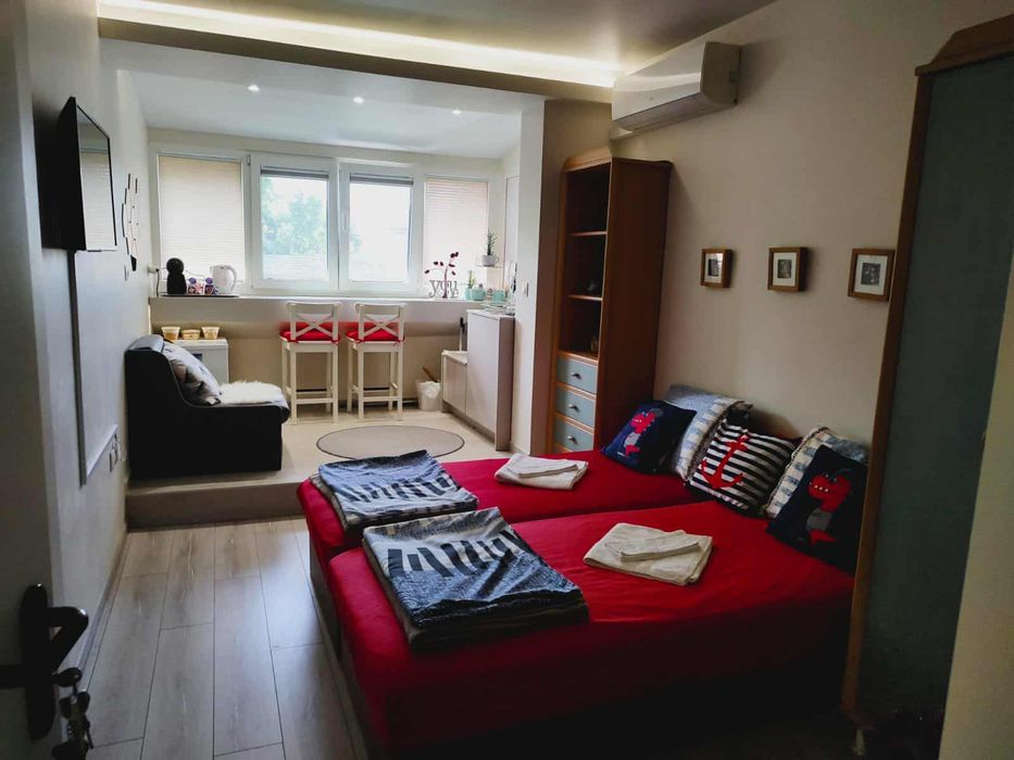 Стая под наем гр.Варна - Room for rent Varna