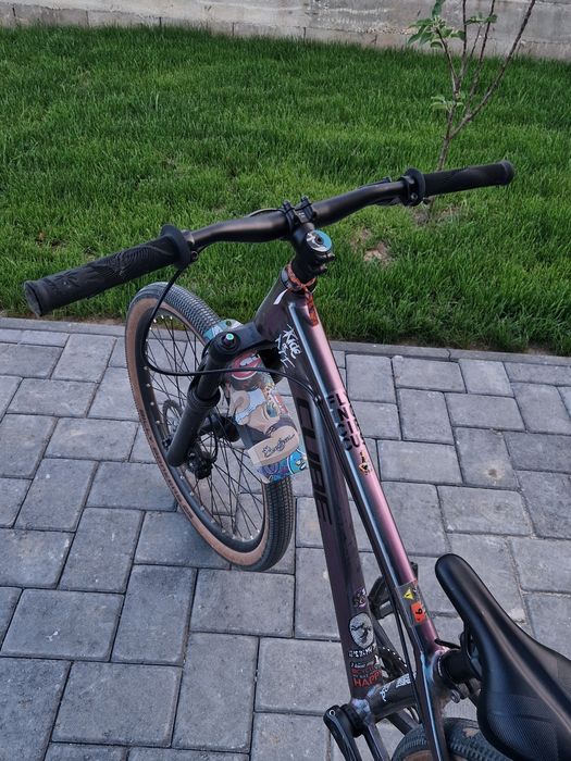 Cube flying circus | dirt-bike