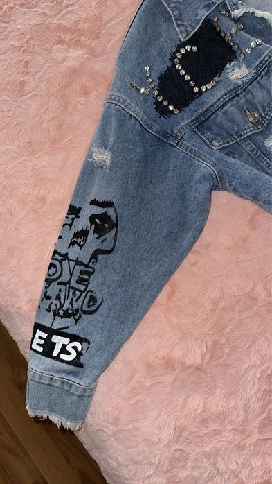 Дънково яке с камъни