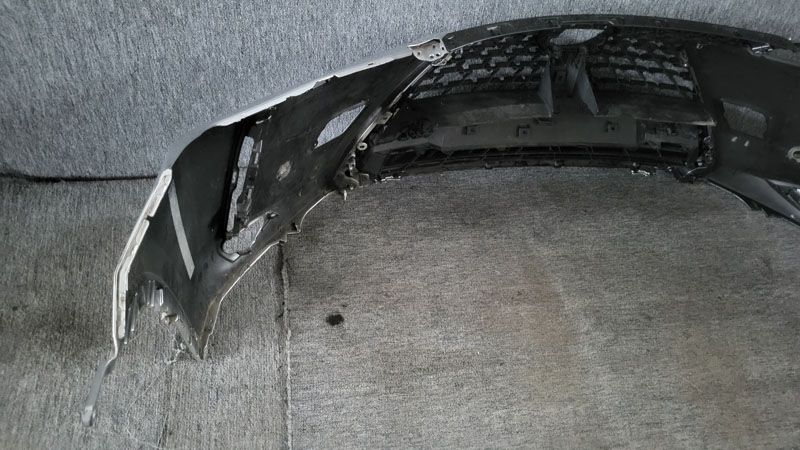 Lexus UX 2020/2024 bara fata spoiler grila BF2031