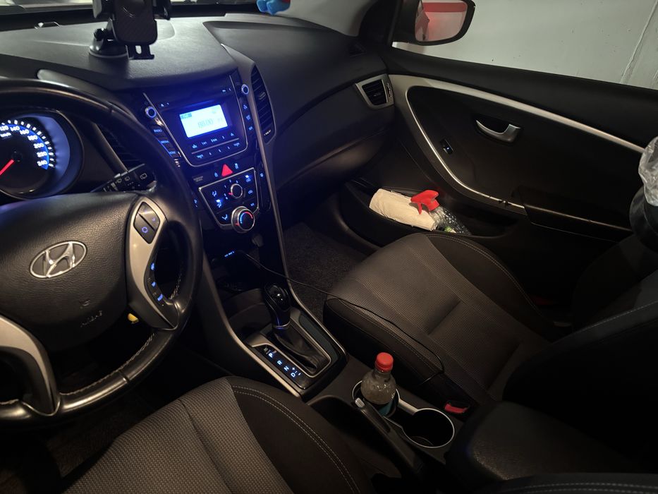 Hyundai i30 1.6 diesel automata