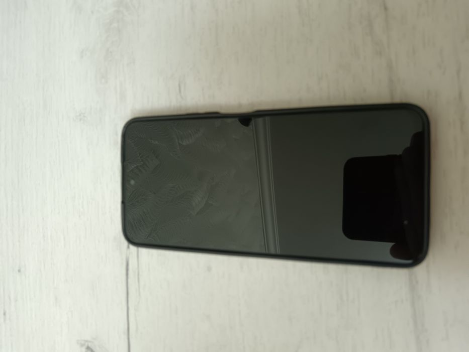 Продаю хонор 90 лайт на запчасти