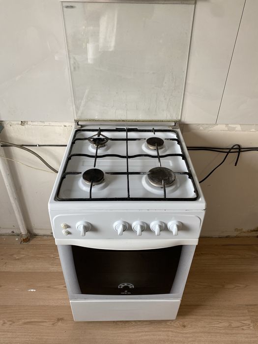 газ плита в нормальном состояние