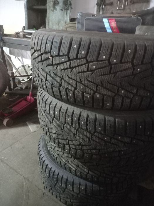 Зимние шипованные шины