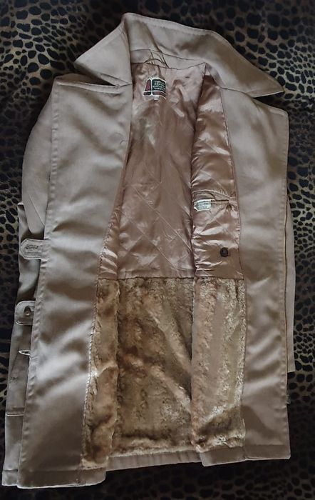 Продам мужскую куртку Румыния