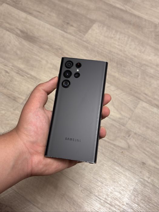 Продам самсунг S22 ultra торг