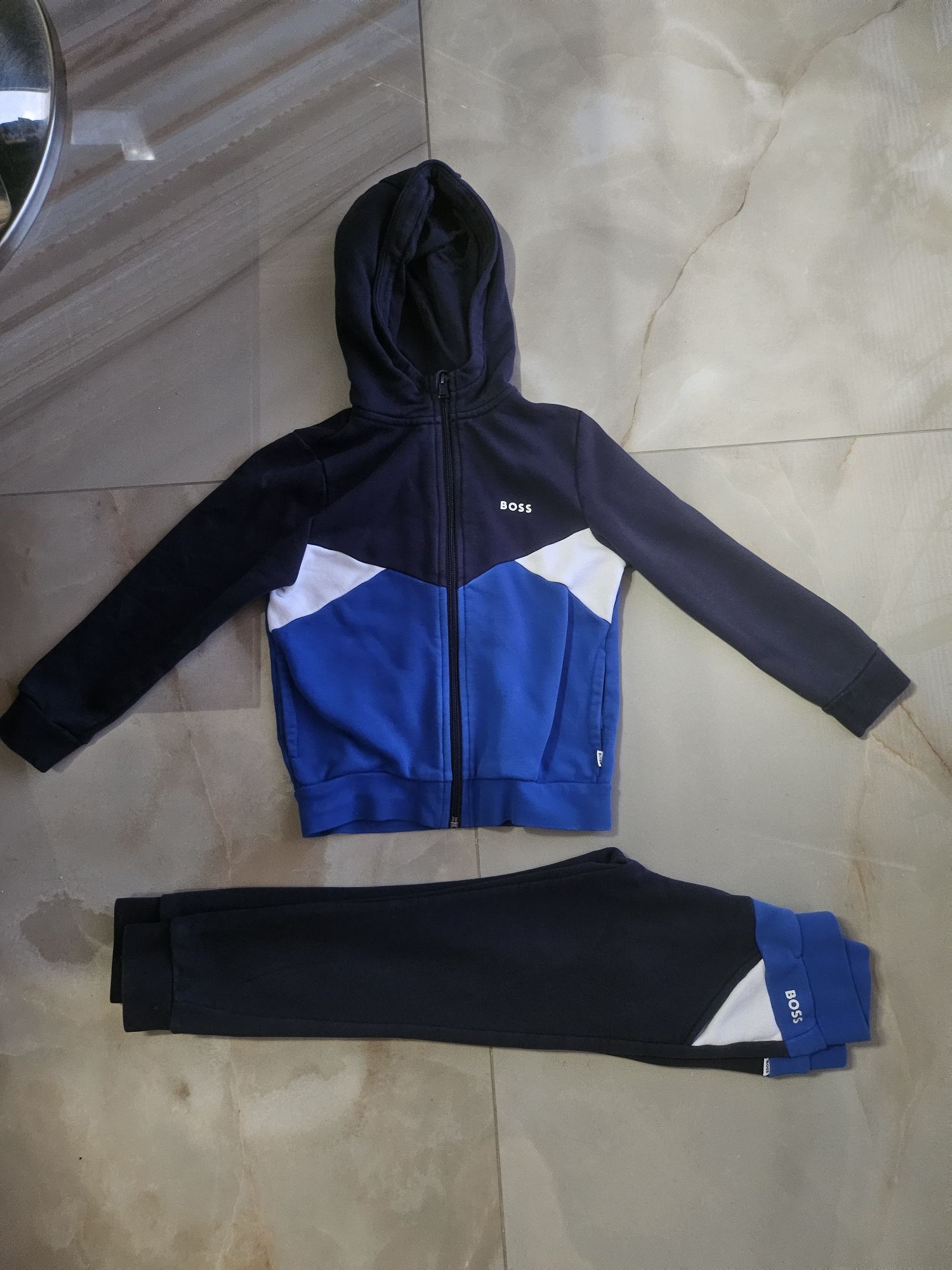 Маркови дрехи за момче на 5 години Armani , Boss , Guess