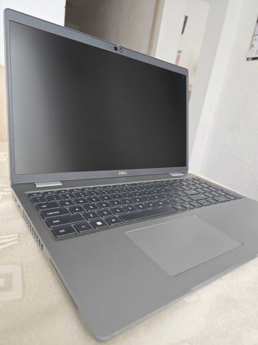 Dell Latitude 5530
