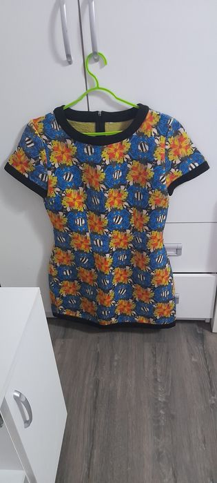 Продам платья россия