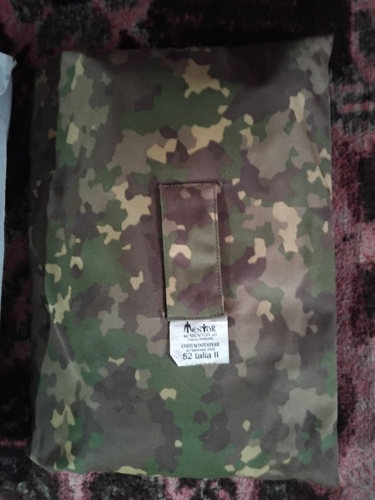 Vind costum intemperii și scurtă camuflaj