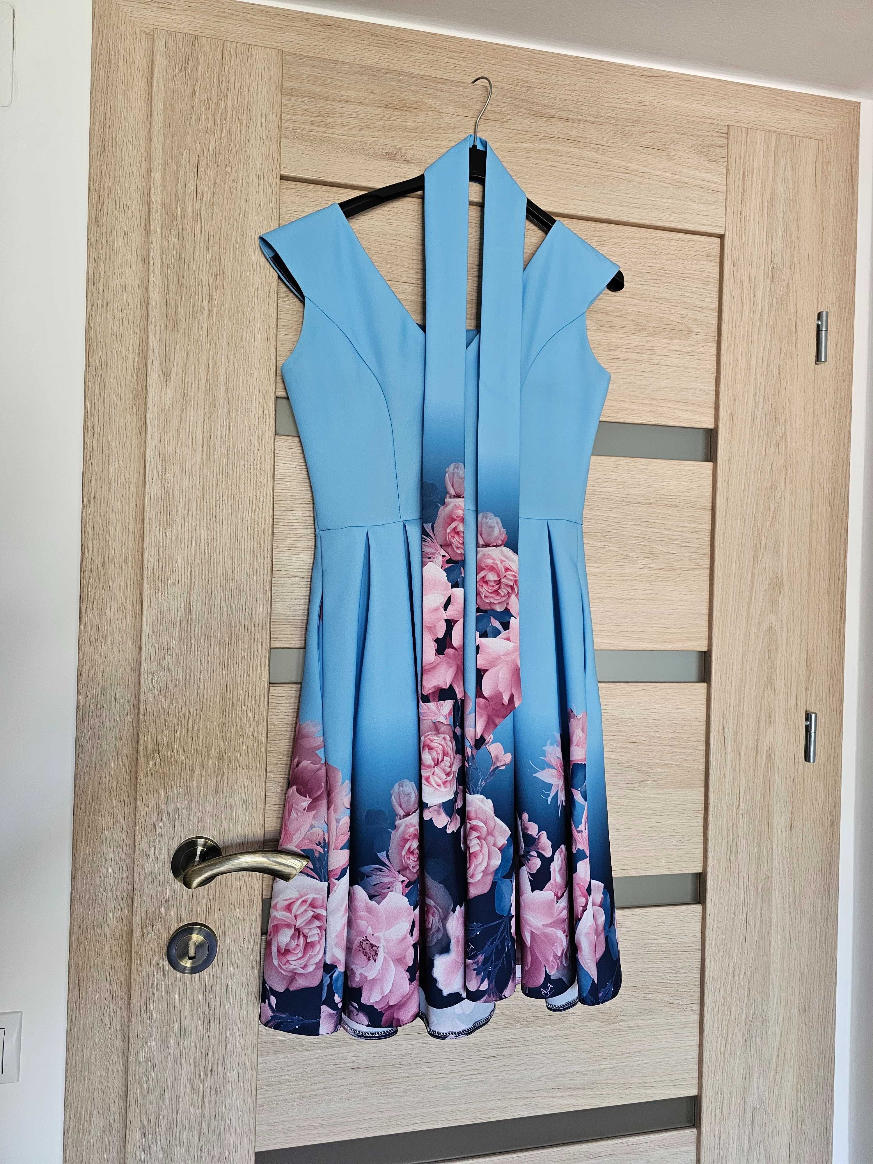 Rochie midi albastra cu flori