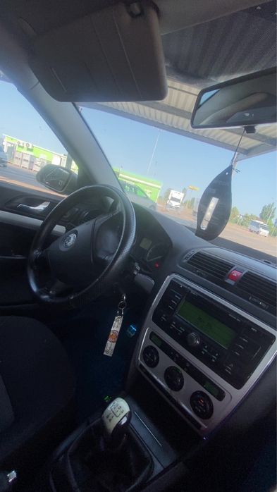 CD/AUX Player original Škoda Octavia 2 2004-2007