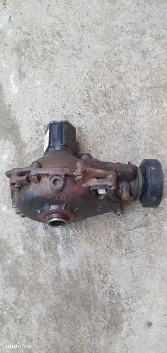 Dezmembrez BMW X3 E83 motor 2.0 d 150 cp an 2006 tip 204D4 M47 grup diferential fata spate caseta directie ventilator termocupla capac protectie motor disc discuri frana clapeta acceleratie galerie evacuare contact cheie amplificator audio dezmembrari