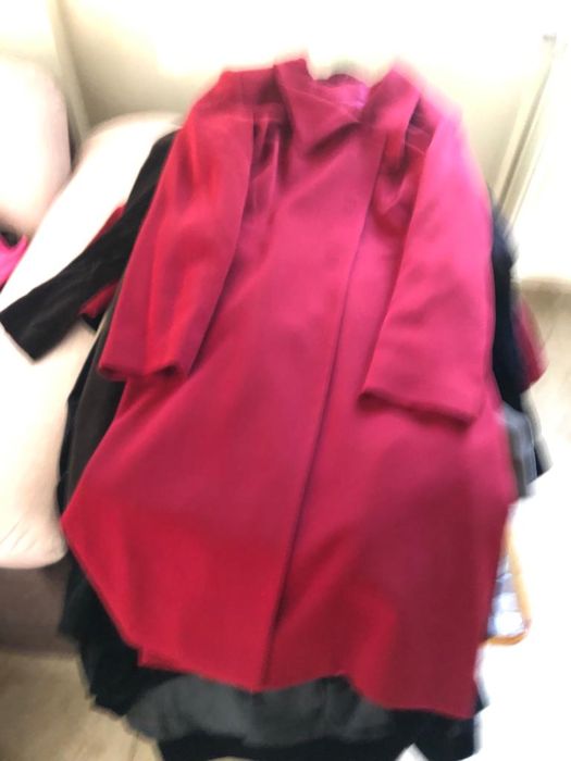 Lot de haine noi fabricate in Franta